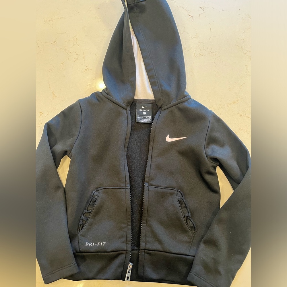Girls 3T black Nike dri-fit jacket
